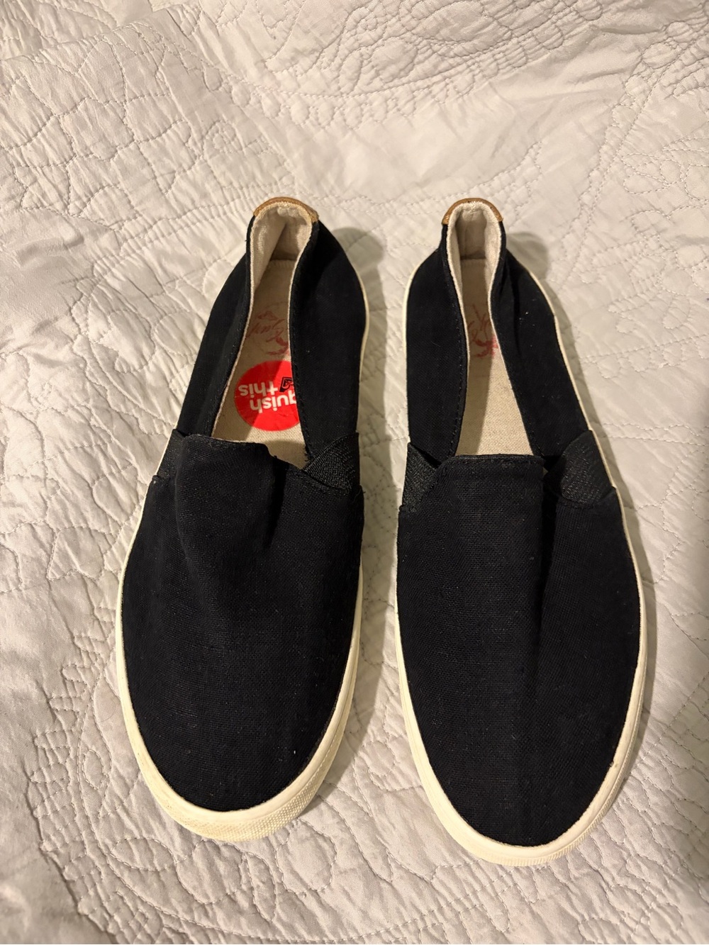 Roxy surf women’s Slip-On Canvas Shoes - Black